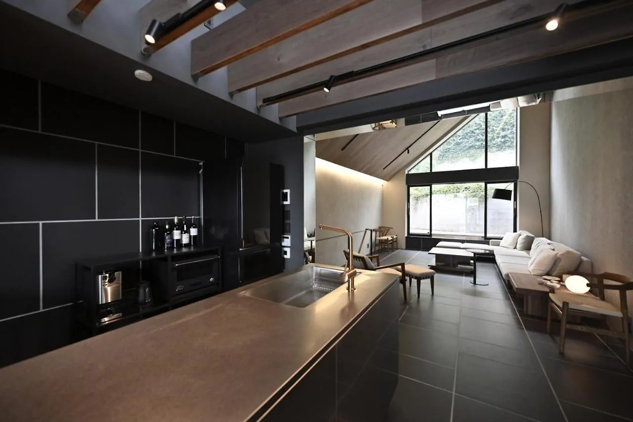 Kakurega Tokyo Villa